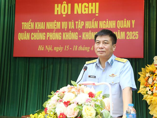 quan-chung-phong-khong-khong-quan-to-chuc-hoi-nghi-trien-khai-nhiem-vu-va-tap-huan-cong-tac-quan-y-nam-2025