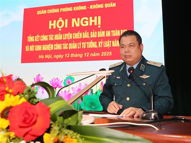 quan-chung-phong-khong-khong-quan-tong-ket-cong-tac-huan-luyen-chien-dau-bao-dam-an-toan-bay-va-rut-kinh-nghiem-cong-tac-quan-ly-tu-tuong-ky-luat-nam-2025