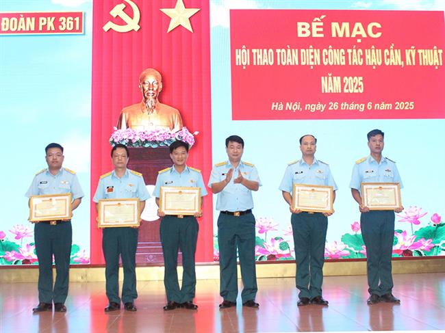 su-doan-361-to-chuc-hoi-thao-toan-dien-nganh-hau-can-ky-thuat-nam-2025