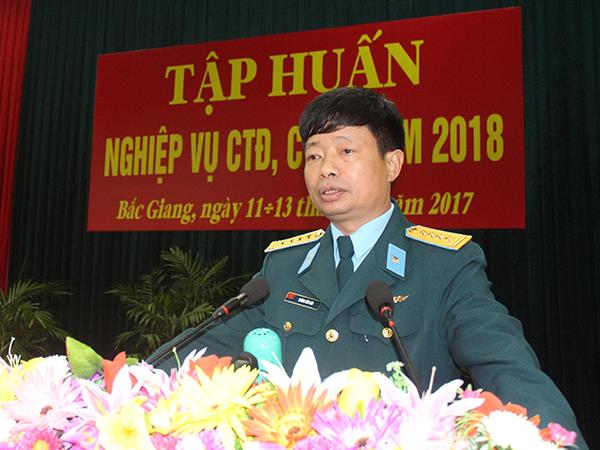 su-doan-365-tap-huan-nghiep-vu-cong-tac-dang-cong-tac-chinh-tri