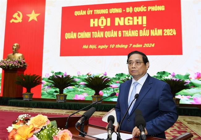 thu-tuong-pham-minh-chinh-can-bo-chien-si-toan-quan-da-hoan-thanh-tot-nhiem-vu-6-thang-dau-nam-2024-dong-gop-quan-trong-vao-ket-qua-chung-cua-dat-nuoc