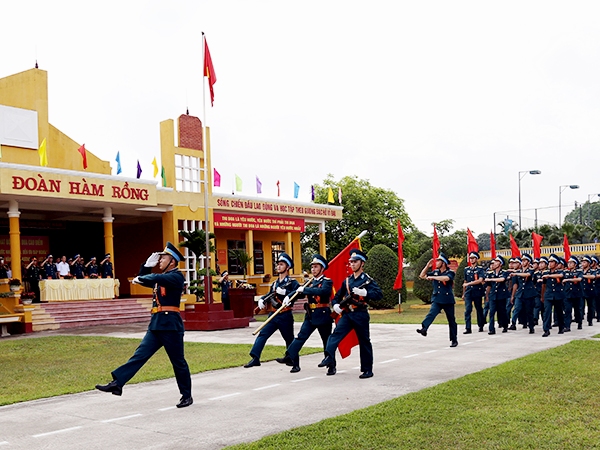 trung-doan-228-phat-dong-thi-dua-cao-diem-“uong-nuoc-nho-nguon-den-on-dap-nghia”