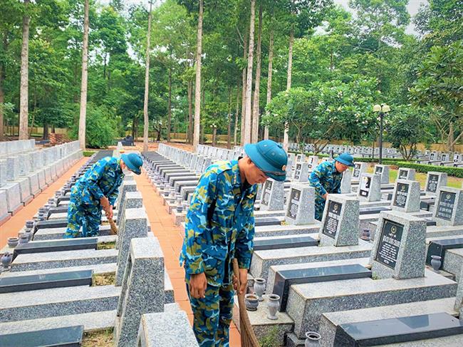 trung-doan-278-thuc-hien-cong-tac-den-on-dap-nghia-bang-nhung-viec-lam-thiet-thuc
