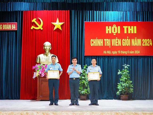 trung-doan-64-to-chuc-hoi-thi-chinh-tri-vien-gioi-nam-2024