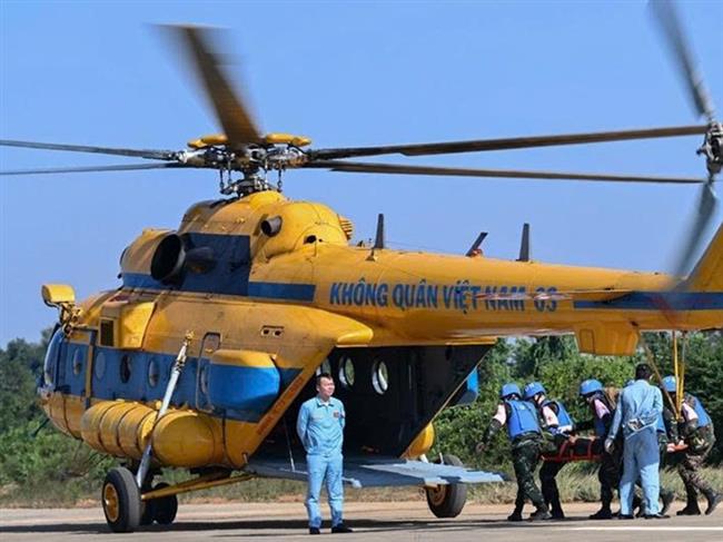 trung-doan-khong-quan-916-tham-gia-dien-tap-vinbax-2025