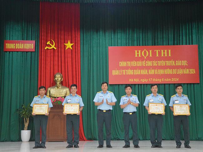 trung-doan-916-to-chuc-hoi-thi-chinh-tri-vien-gioi-nam-2024