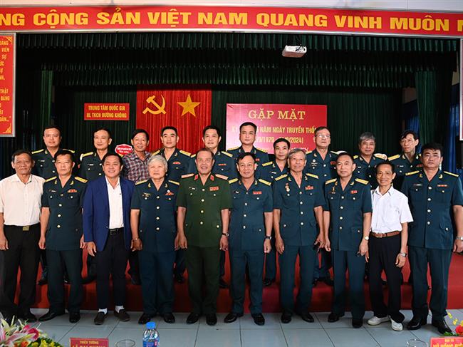 trung-tam-quoc-gia-huan-luyen-tim-kiem-cuu-nan-duong-khong-to-chuc-gap-mat-ky-niem-45-nam-ngay-truyen-thong