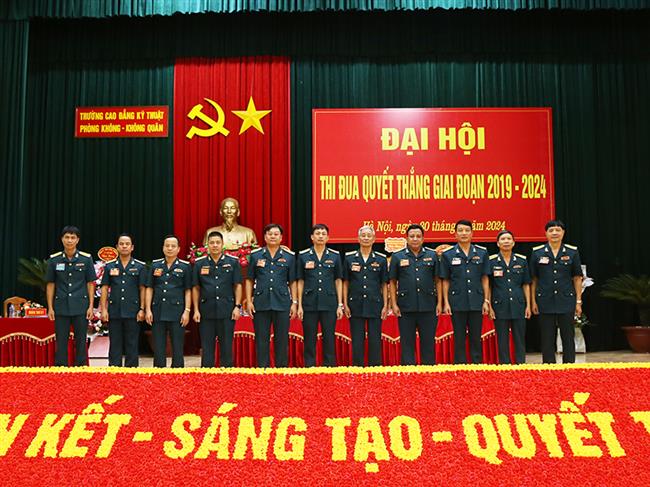 truong-cao-dang-ky-thuat-phong-khong-khong-quan-to-chuc-dai-hoi-thi-dua-quyet-thang-giai-doan-2019-2024