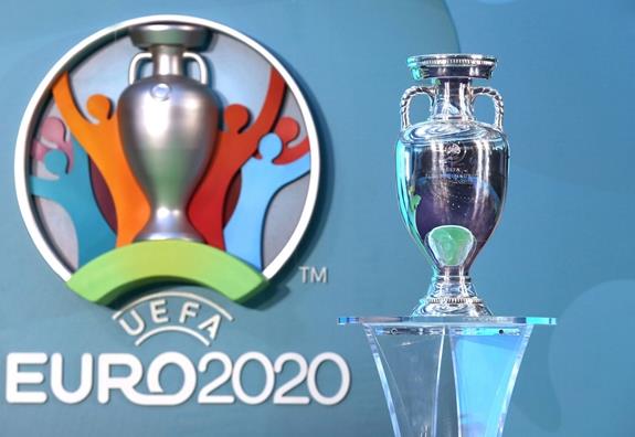uefa-hoan-euro-2020-toi-he-2021