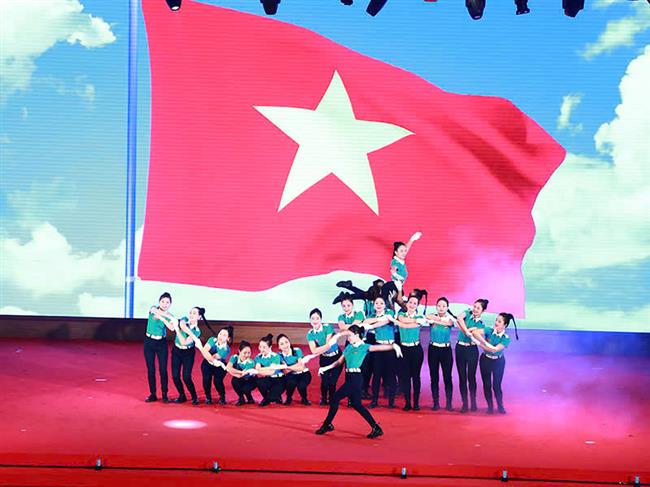 “cu-an-3-lich-su”-cua-doi-tuyen-phu-nu-quan-chung