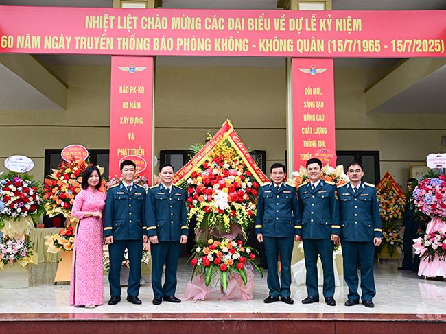 bao-phong-khong-khong-quan-to-chuc-le-ky-niem-60-nam-ngay-truyen-thong