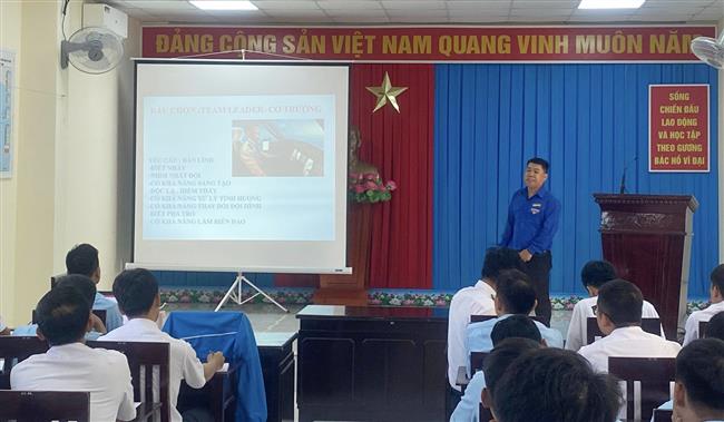 nang-cao-ky-nang-hoat-dong-cong-tac-doan-o-su-doan-375