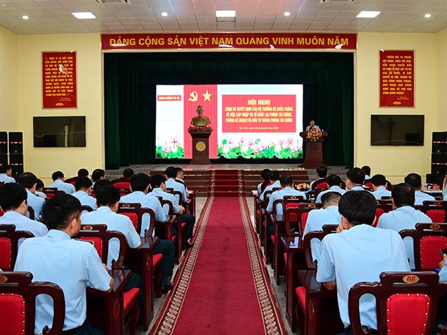 cong-bo-quyet-dinh-cua-bo-truong-bo-quoc-phong-ve-viec-sap-nhap-to-chuc-lai-phong-tai-chinh-phong-ke-hoach-va-dau-tu-thanh-phong-tai-chinh