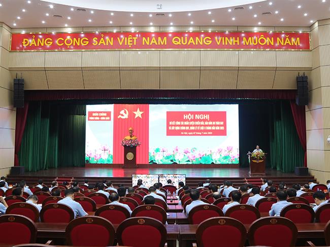 so-ket-cong-tac-hlcd-bao-dam-atb-va-xay-dung-chinh-quy-quan-ly-ky-luat-6-thang-dau-nam-2025