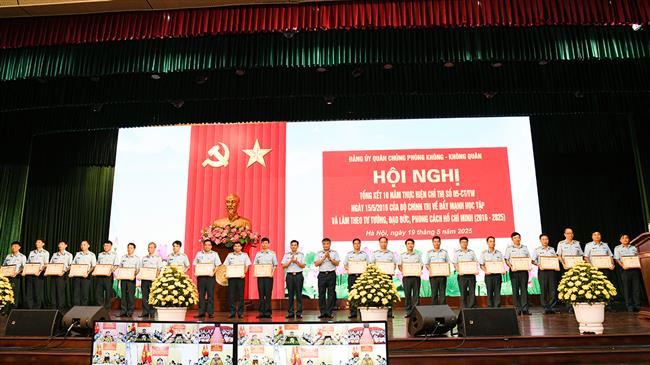 tong-ket-10-nam-thuc-hien-chi-thi-so-05-ct-tw-ngay-15-5-2016-cua-bo-chinh-tri-ve-day-manh-hoc-tap-va-lam-theo-tu-tuong-dao-duc-phong-cach-ho-chi-minh-2016-2025