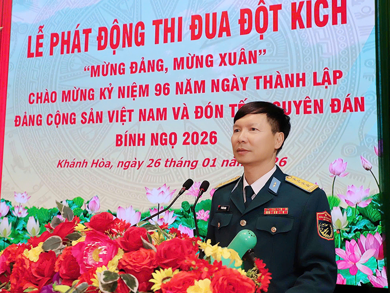 Trường Sĩ quan Không quân tổ chức Lễ phát động thi đua đột kích “Mừng Đảng, mừng Xuân”