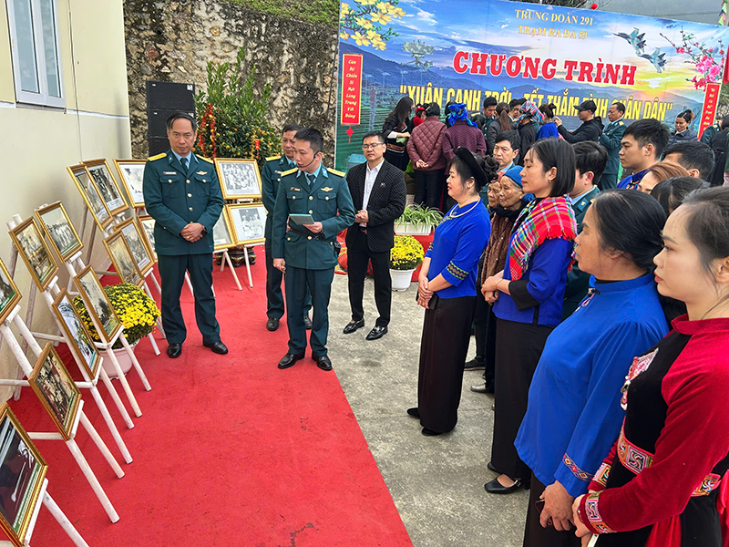 Trung đo&agrave;n Ra đa 291 tổ chức Chương tr&igrave;nh &ldquo;Xu&acirc;n canh trời - Tết thắm t&igrave;nh qu&acirc;n d&acirc;n&rdquo;