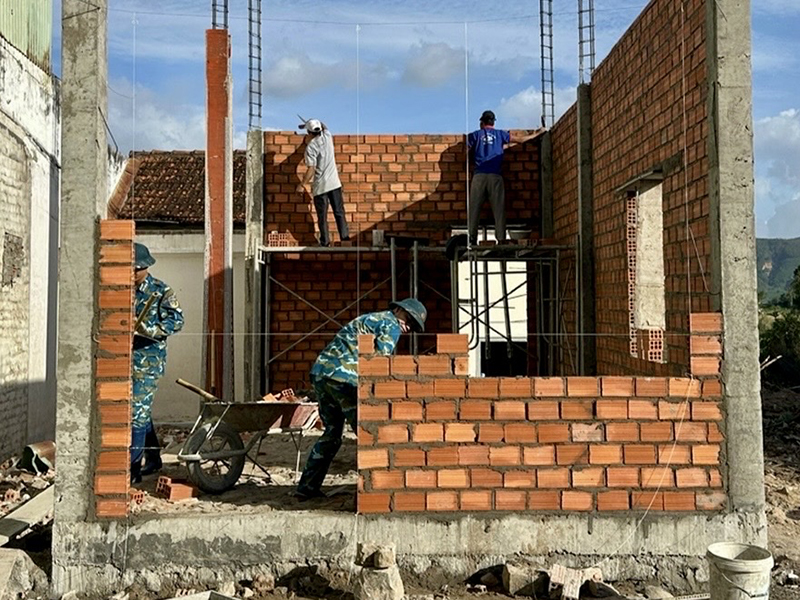 Mang m&ugrave;a Xu&acirc;n về sớm