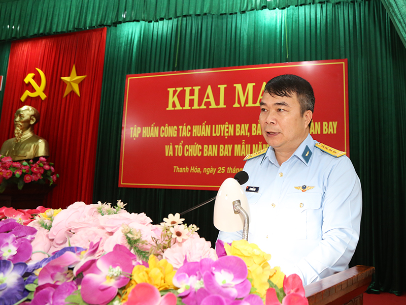 Qu&acirc;n chủng Ph&ograve;ng kh&ocirc;ng - Kh&ocirc;ng qu&acirc;n Khai mạc tập huấn c&ocirc;ng t&aacute;c huấn luyện bay, bảo đảm an to&agrave;n bay v&agrave; tổ chức ban bay mẫu năm 2026