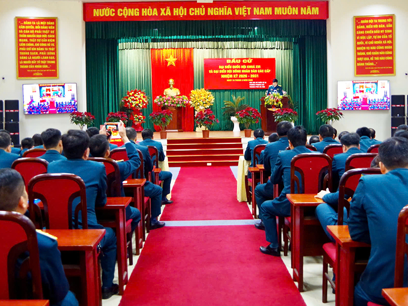 Cử tri Qu&acirc;n chủng Ph&ograve;ng kh&ocirc;ng - Kh&ocirc;ng qu&acirc;n tham gia bầu cử đại biểu Quốc hội kh&oacute;a XVI v&agrave; đại biểu Hội đồng nh&acirc;n d&acirc;n c&aacute;c cấp nhiệm kỳ 2026-2031