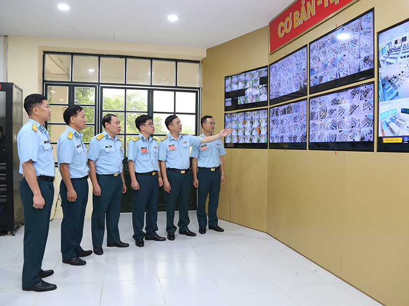 Qu&acirc;n chủng Ph&ograve;ng kh&ocirc;ng - Kh&ocirc;ng qu&acirc;n kiểm tra Học viện Ph&ograve;ng kh&ocirc;ng - Kh&ocirc;ng qu&acirc;n