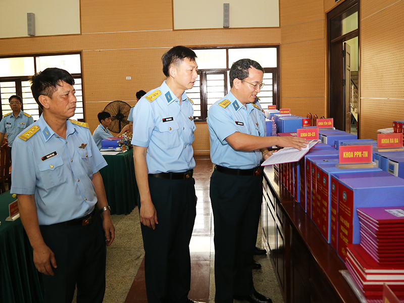 Qu&acirc;n chủng Ph&ograve;ng kh&ocirc;ng - Kh&ocirc;ng qu&acirc;n kiểm tra huấn luyện th&aacute;ng đầu năm 2026 tại c&aacute;c đơn vị