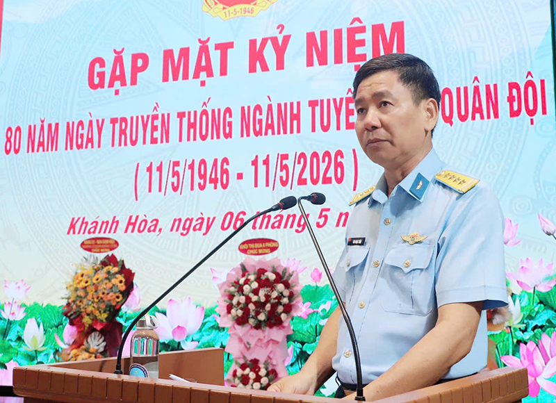 Trường Sĩ quan Kh&ocirc;ng qu&acirc;n gặp mặt kỷ niệm 80 năm Ng&agrave;y truyền thống Ng&agrave;nh Tuy&ecirc;n huấn Qu&acirc;n đội
