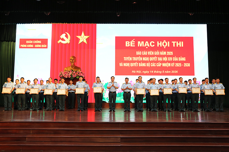 Quân chủng Phòng không - Không quân tổ chức Bế mạc Hội thi Báo cáo viên giỏi năm 2026