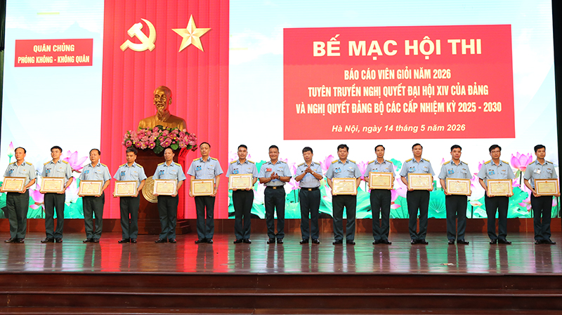 Quân chủng Phòng không - Không quân tổ chức Bế mạc Hội thi Báo cáo viên giỏi năm 2026