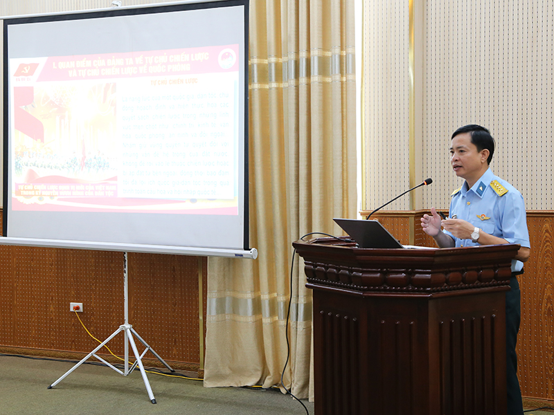 Quân chủng Phòng không - Không quân tổ chức Bế mạc Hội thi Báo cáo viên giỏi năm 2026