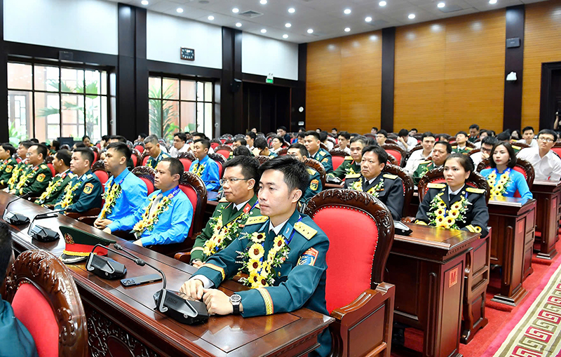 Bộ Quốc phòng tổng kết, trao Giải thưởng Lao động sáng tạo trong Công đoàn Quân đội lần thứ I