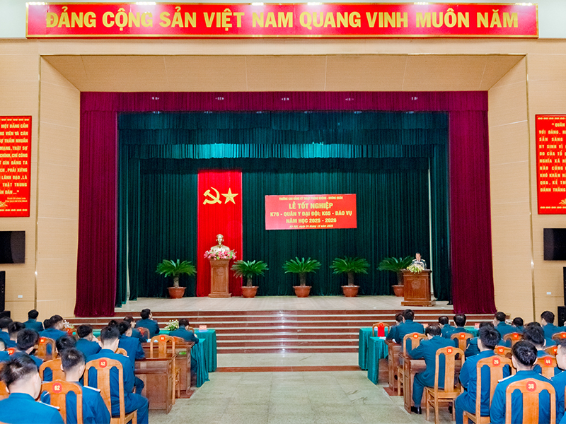 Trường Cao đẳng Kỹ thuật Ph&ograve;ng kh&ocirc;ng - Kh&ocirc;ng qu&acirc;n tổ chức Lễ tốt nghiệp c&aacute;c kh&oacute;a ra trường năm học 2025-2026
