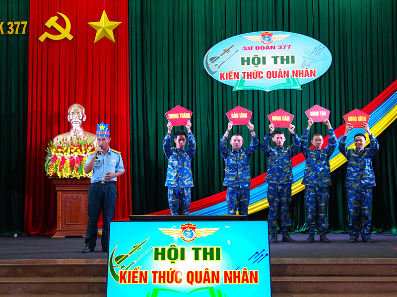 Sư đo&agrave;n 377 tổ chức Hội thi Kiến thức qu&acirc;n nh&acirc;n năm 2025