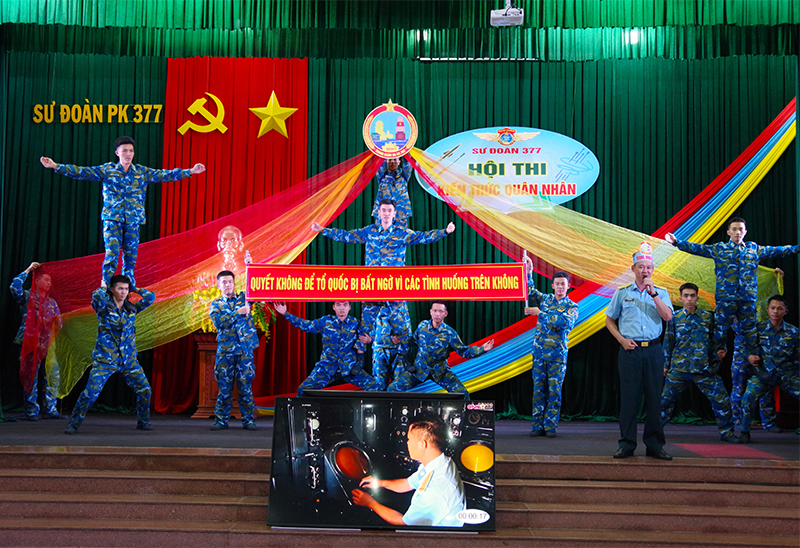 Sư đo&agrave;n 377 tổ chức Hội thi Kiến thức qu&acirc;n nh&acirc;n năm 2025