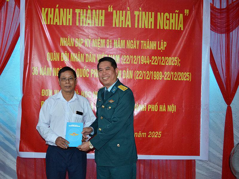 Học viện PK-KQ kh&aacute;nh th&agrave;nh v&agrave; b&agrave;n giao &ldquo;Nh&agrave; t&igrave;nh nghĩa&rdquo;