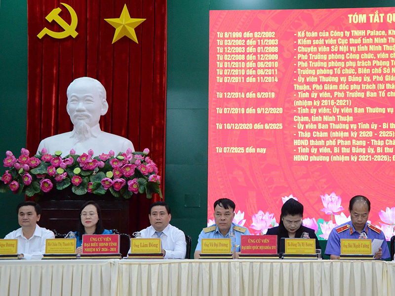 Thiếu tướng Vũ Đại Dương: Vinh dự v&agrave; tr&aacute;ch nhiệm trước cử tri Kh&aacute;nh H&ograve;a