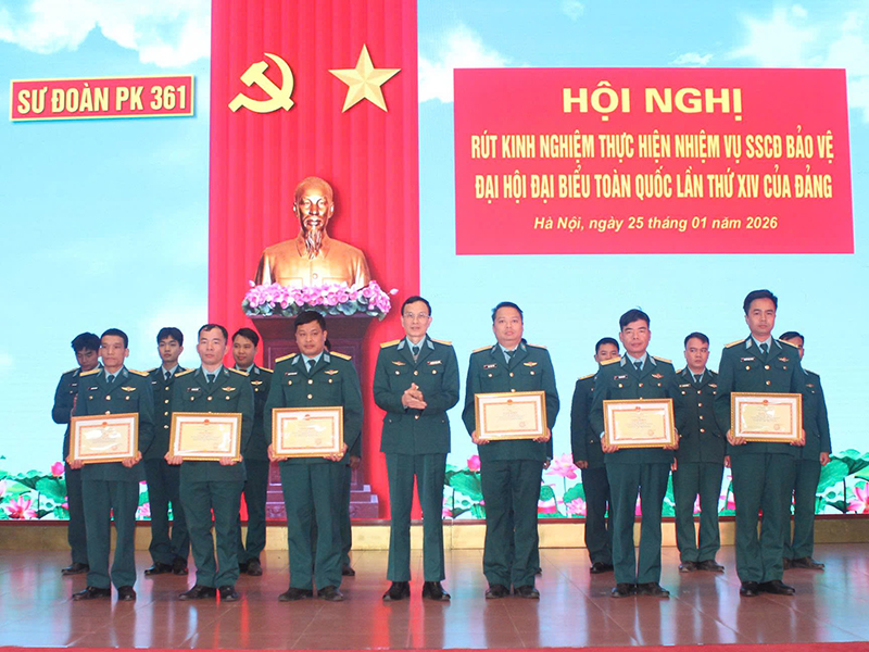 Sư đoàn 361 rút kinh nghiệm thực hiện nhiệm vụ sẵn sàng chiến đấu bảo vệ Đại hội đại biểu toàn quốc lần thứ XIV của Đảng