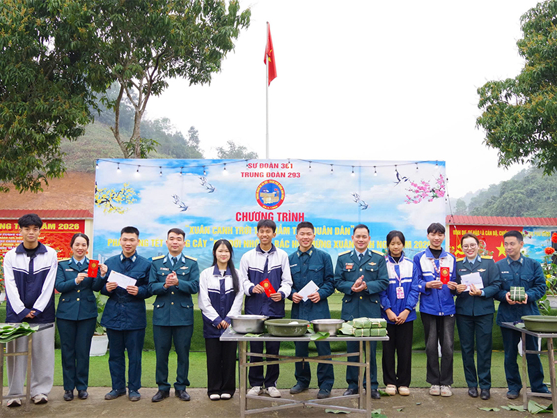 Trung đo&agrave;n 293 tổ chức Chương tr&igrave;nh &ldquo;Xu&acirc;n canh trời - Tết thắm t&igrave;nh qu&acirc;n d&acirc;n&rdquo; năm 2026