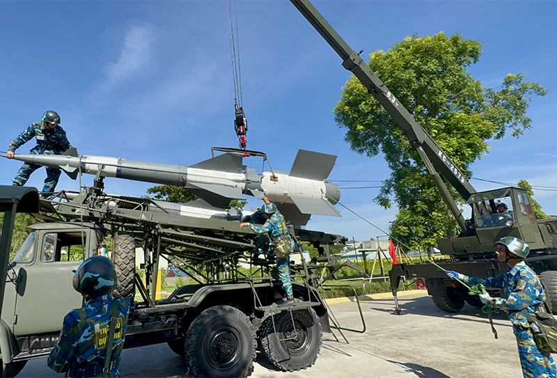 Sư đo&agrave;n Ph&ograve;ng kh&ocirc;ng 375: Từ chiến c&ocirc;ng đầu đến sứ mệnh canh trời h&ocirc;m nay