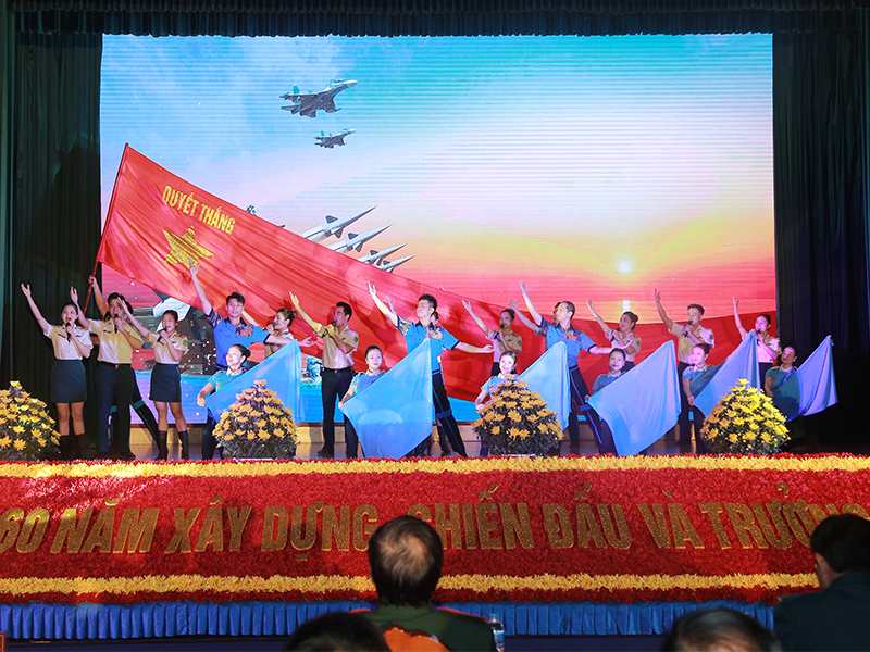 Trung đo&agrave;n 293 kỷ niệm 60 năm Ng&agrave;y truyền thống v&agrave; đ&oacute;n nhận Hu&acirc;n chương Bảo vệ Tổ quốc hạng Ba