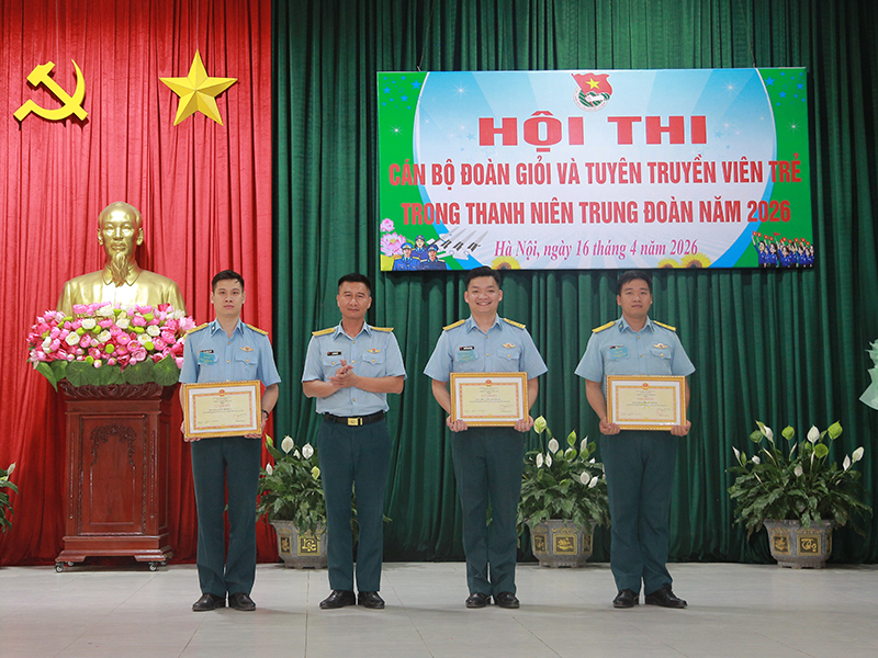 N&acirc;ng cao chất lượng tuy&ecirc;n truyền vi&ecirc;n trẻ v&agrave; &ldquo;thủ lĩnh Đo&agrave;n&rdquo; ở Trung đo&agrave;n 257