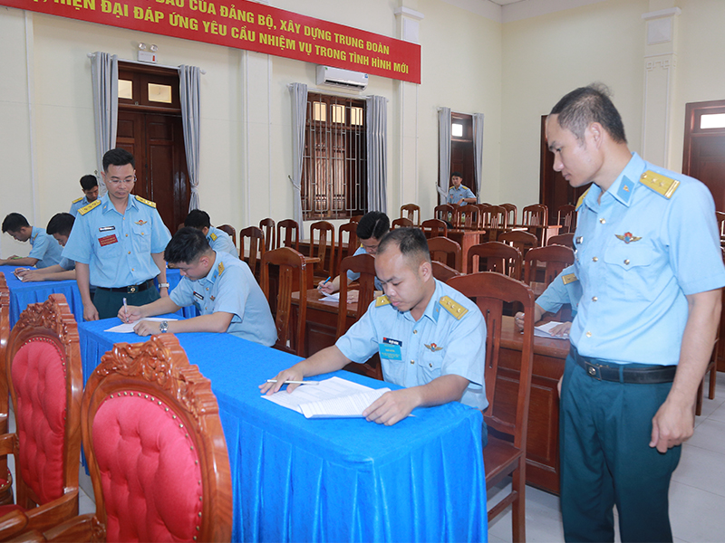 N&acirc;ng cao chất lượng tuy&ecirc;n truyền vi&ecirc;n trẻ v&agrave; &ldquo;thủ lĩnh Đo&agrave;n&rdquo; ở Trung đo&agrave;n 257