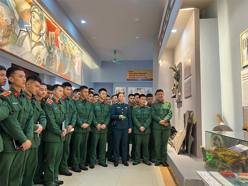 Điểm đến hấp dẫn, &yacute; nghĩa của bộ đội v&agrave; nh&acirc;n d&acirc;n