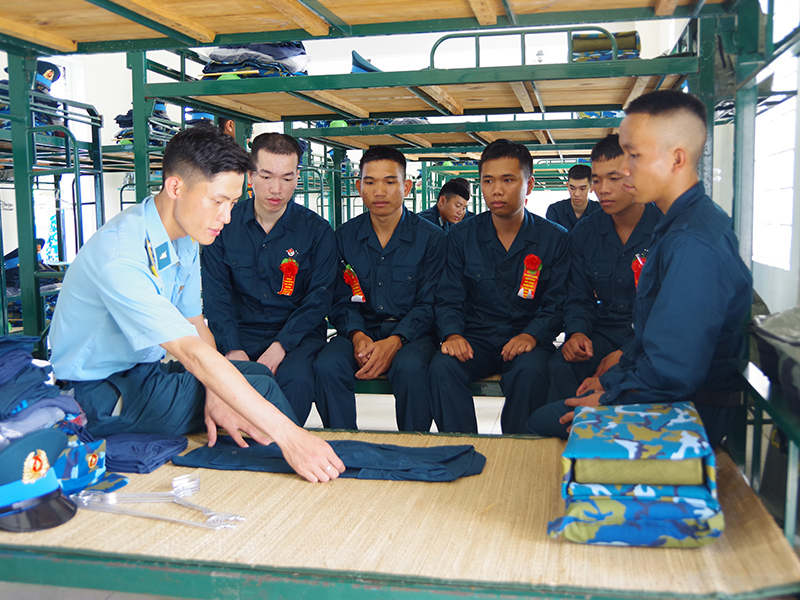 C&aacute;c đơn vị trong Qu&acirc;n chủng Ph&ograve;ng kh&ocirc;ng - Kh&ocirc;ng qu&acirc;n tiếp nhận chiến sĩ mới năm 2026