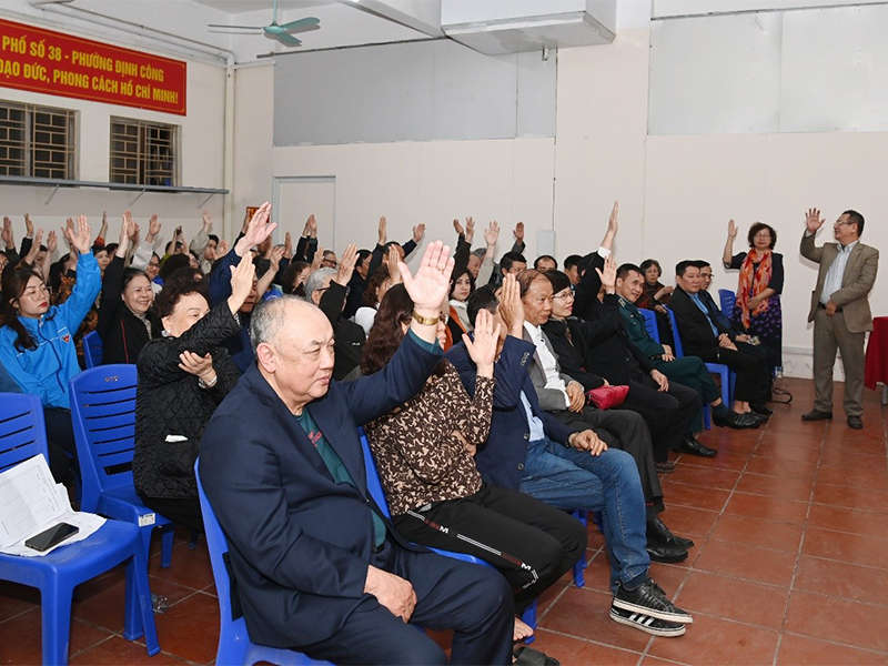 100% cử tri nơi cư tr&uacute; t&iacute;n nhiệm giới thiệu Thiếu tướng Vũ Đại Dương - Ph&oacute; Tư lệnh Qu&acirc;n chủng Ph&ograve;ng kh&ocirc;ng-Kh&ocirc;ng qu&acirc;n, ứng cử Đại biểu Quốc hội kh&oacute;a XVI