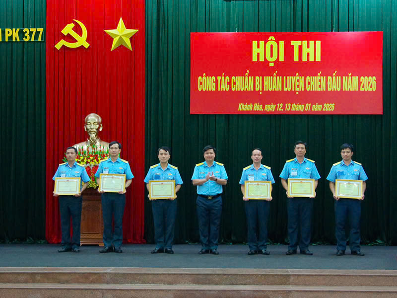 Sư đoàn 377 tổ chức Hội thi công tác chuẩn bị huấn luyện chiến đấu năm 2026