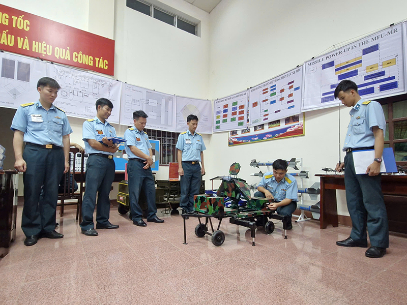 Trung đo&agrave;n 274, tổ chức Hội thi c&ocirc;ng t&aacute;c chuẩn bị huấn luyện chiến đấu năm 2026