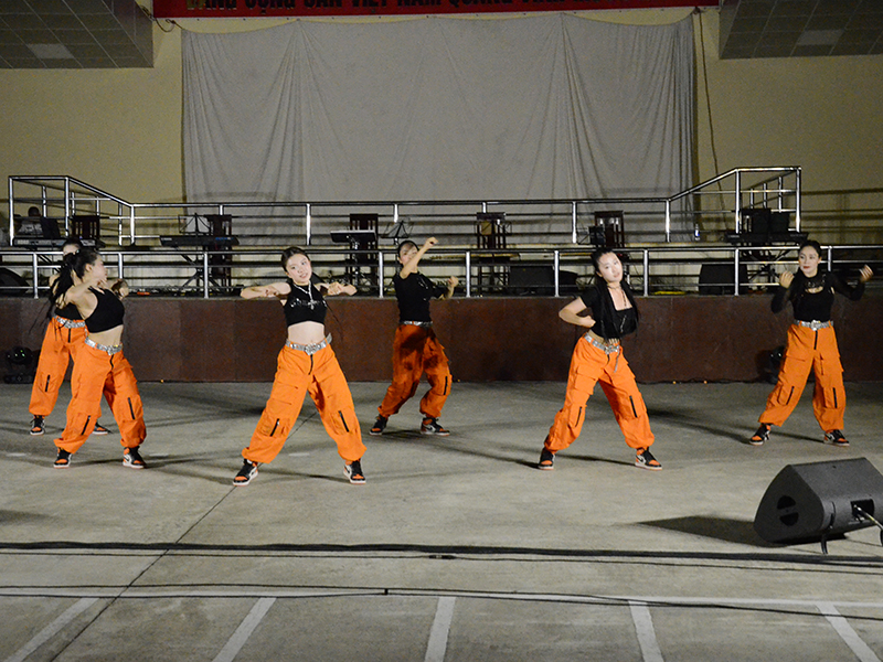 Đo&agrave;n Văn c&ocirc;ng Qu&acirc;n chủng Ph&ograve;ng kh&ocirc;ng-Kh&ocirc;ng qu&acirc;n ho&agrave;n th&agrave;nh xuất sắc đợt lưu diễn tr&ecirc;n địa b&agrave;n th&agrave;nh phố Đ&agrave; Nẵng