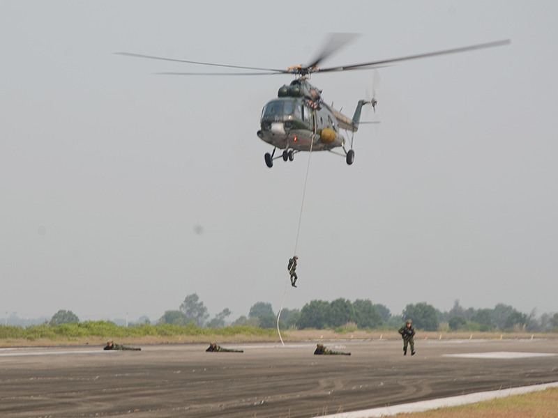Sư đo&agrave;n 372 ho&agrave;n th&agrave;nh tốt đợt bay huấn luyện nhảy d&ugrave;