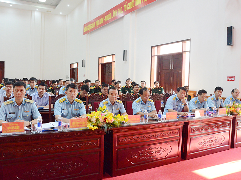 C&aacute;c đơn vị miền Trung v&agrave; miền Nam tổ chức Hội nghị hiệp đồng chiến đấu &ldquo;V&ograve;m ph&ograve;ng kh&ocirc;ng bền vững&rdquo;